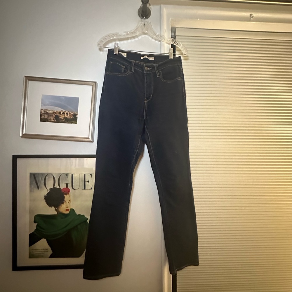 Levi’s High Rise Jeans, Women’s size 28
